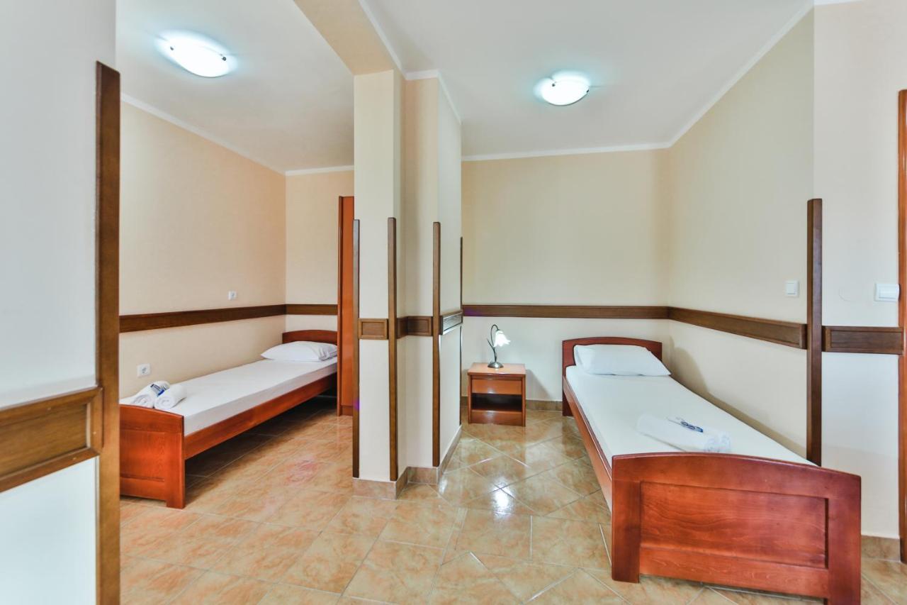 Garni Hotel Koral Budva Eksteriør bilde